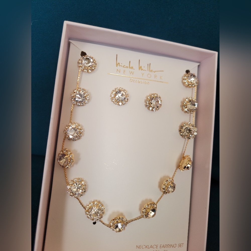 Sparkly Necklace Earrings